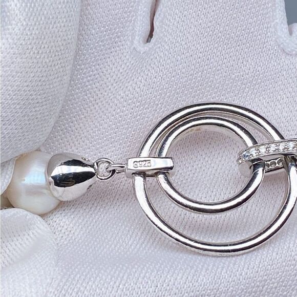 Majorica Pearl-Strand Necklace with Crystal Embellished Clasp - Picture 8 of 10